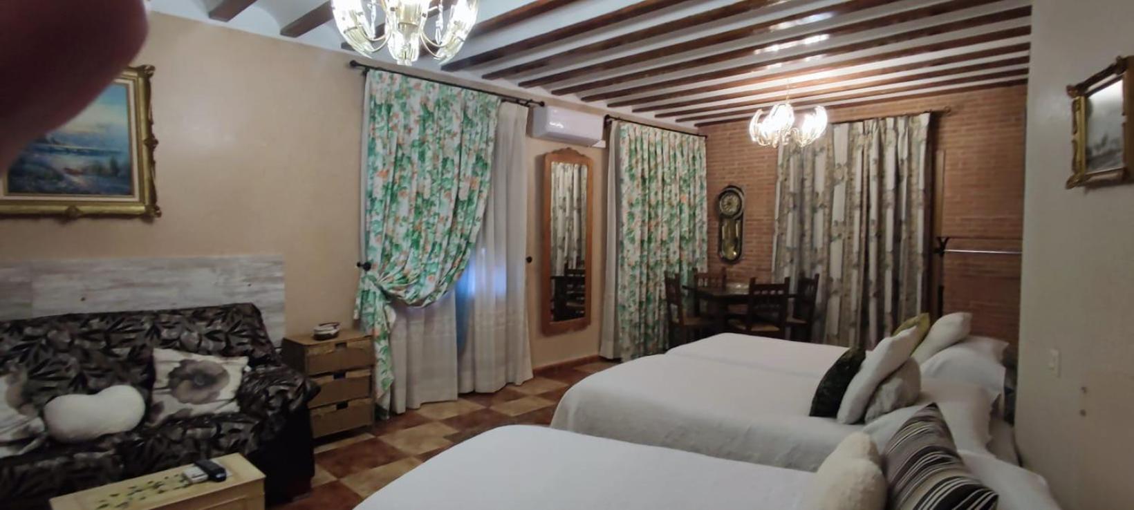 Habitacion En Ocana Екстериор снимка